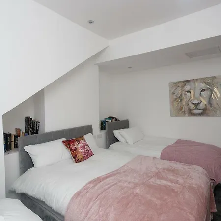 Leeds House شقة ليدز